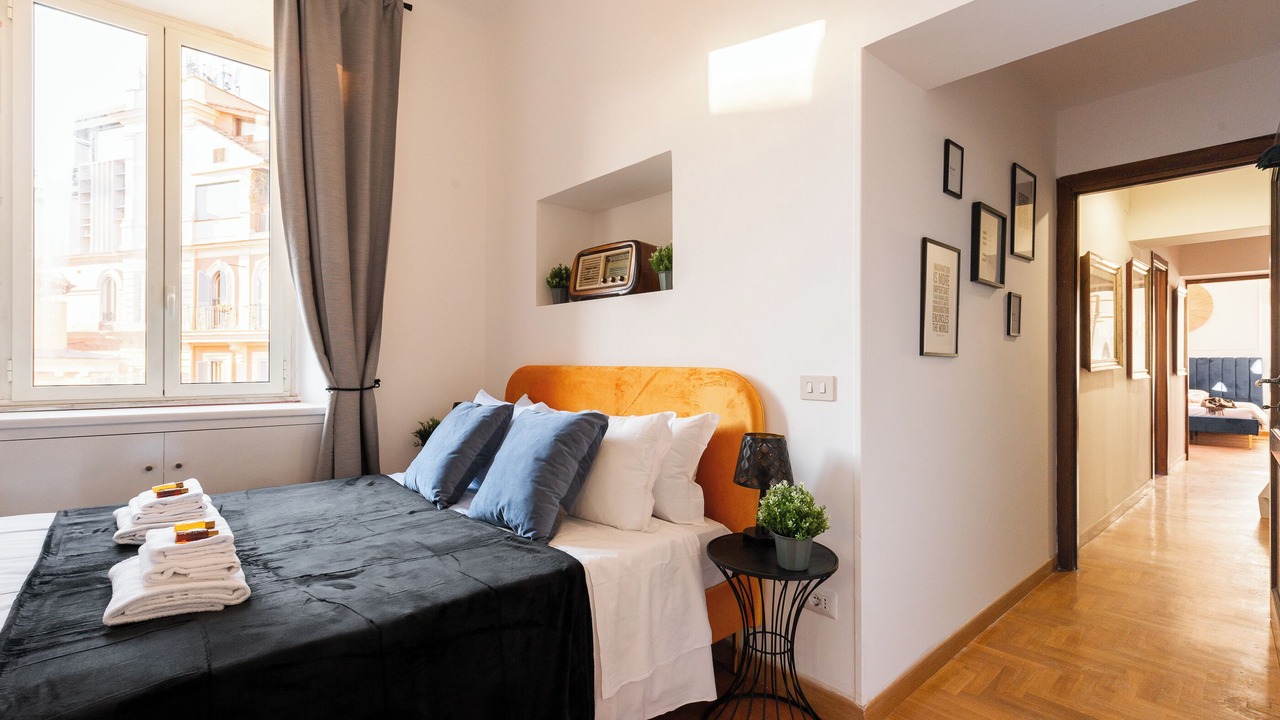 Photo of Bedroom in Rome City Centre