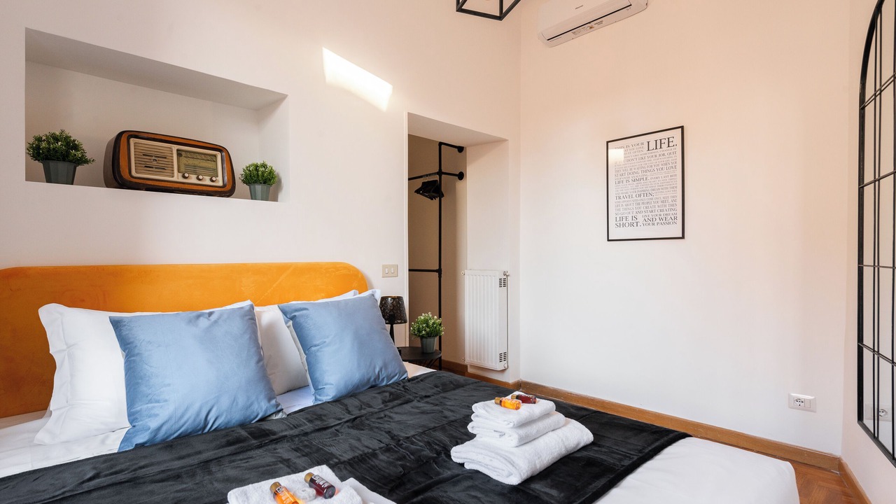 Photo of Bedroom in Rome City Centre