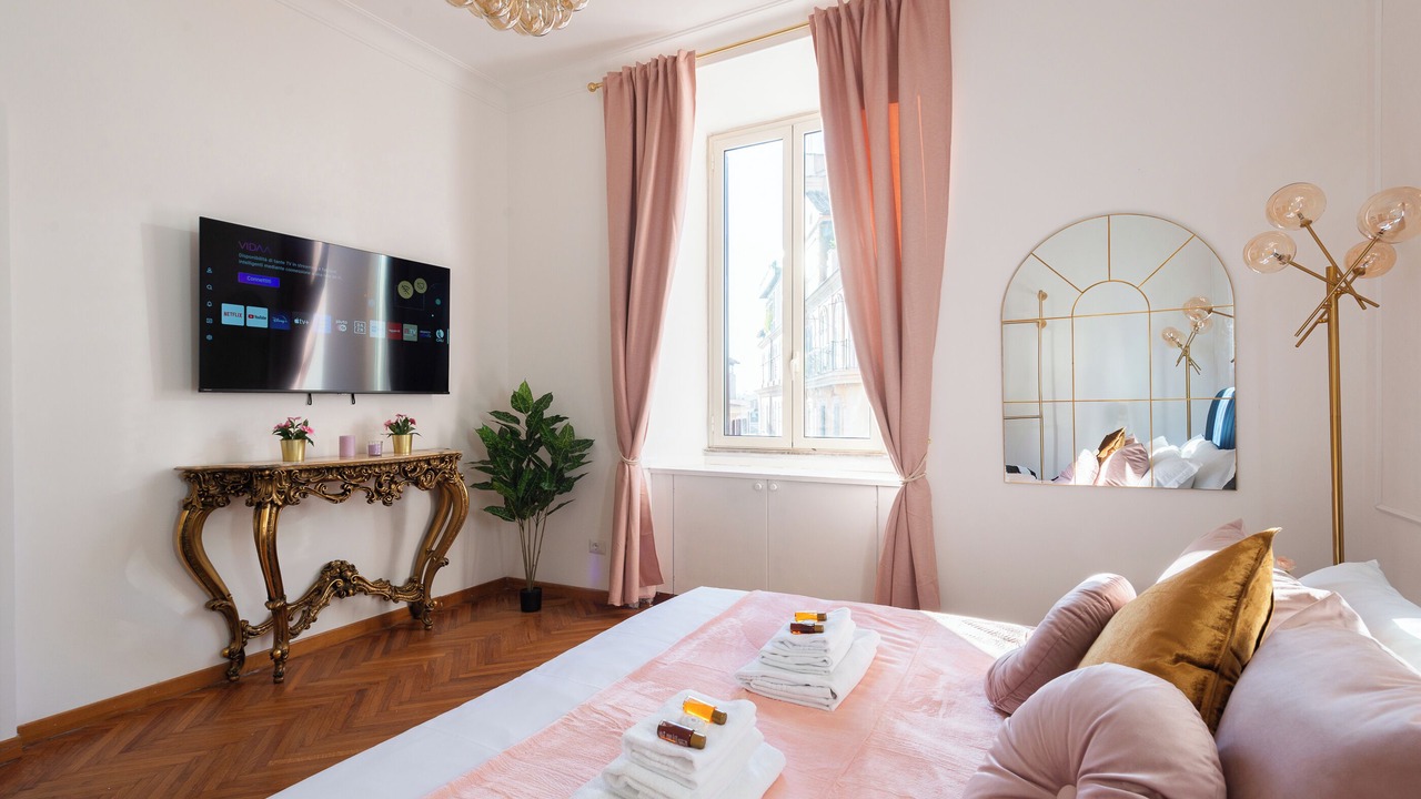 Photo of Bedroom in Rome City Centre