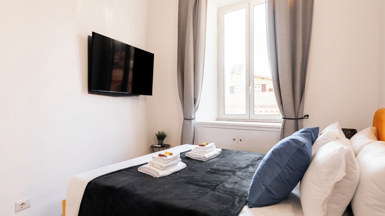 Photo of Bedroom in Rome City Centre