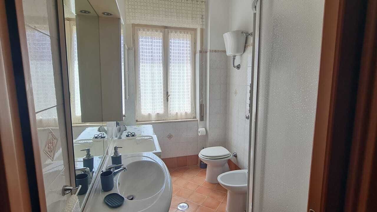 Photo of Bathroom in Sapri