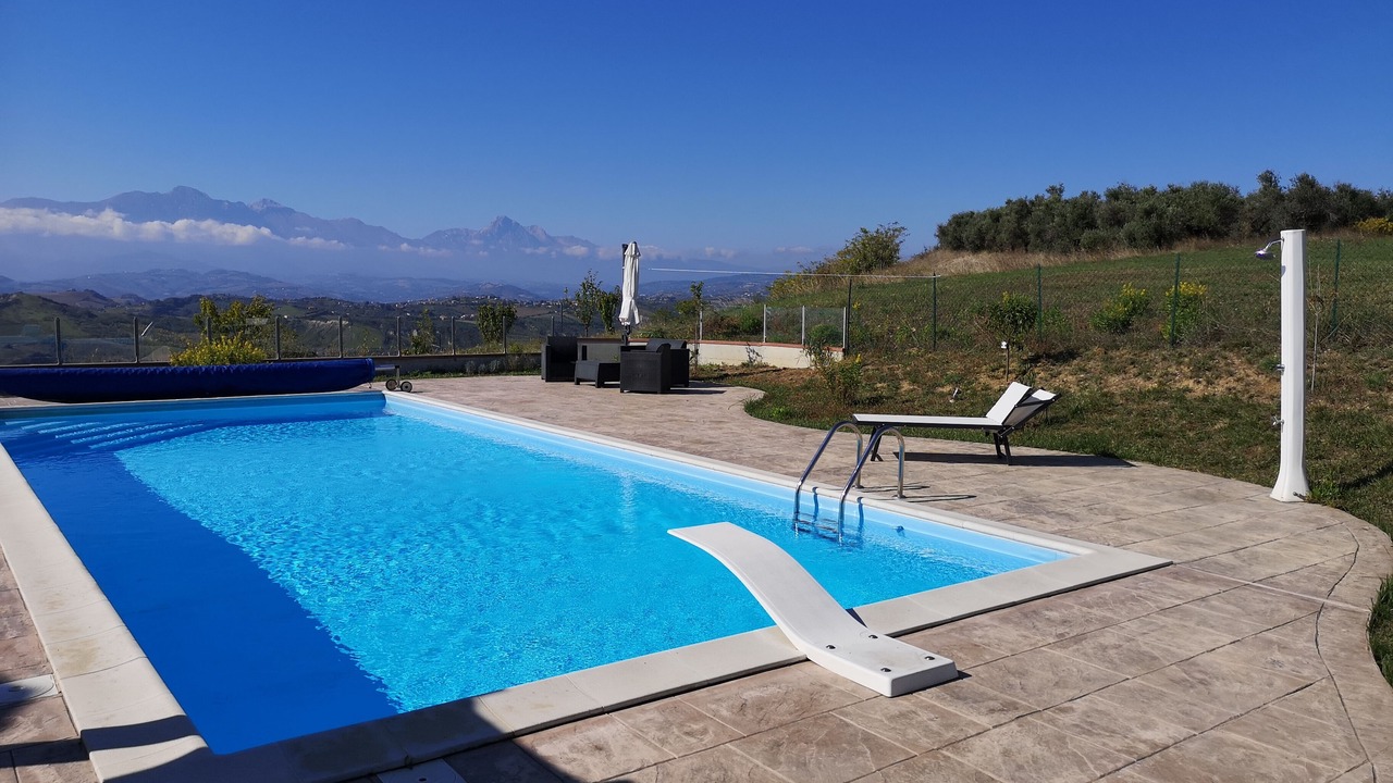 Photo of Outdoor in Atri