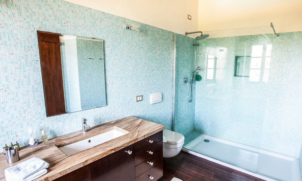 Photo of Bathroom in Montone