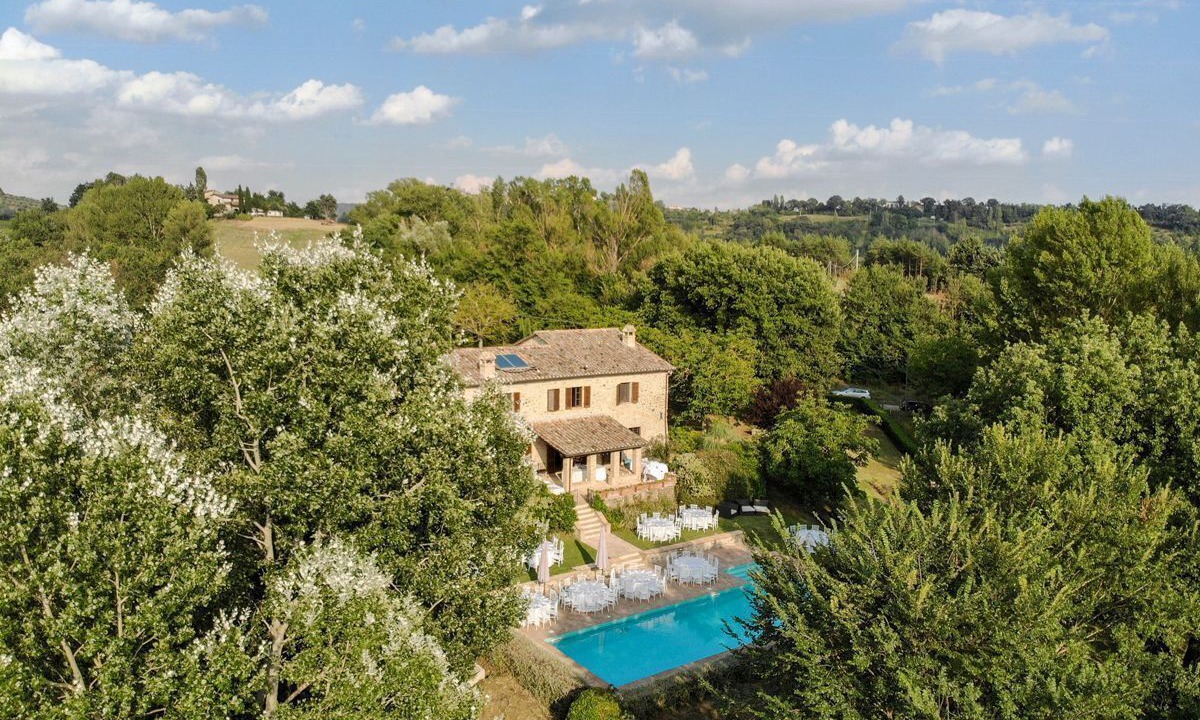 Photo of Outdoor in Montone