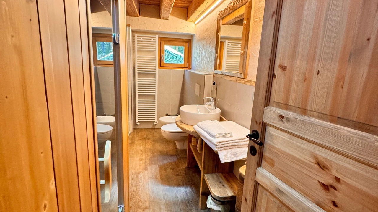 Photo of Bathroom in Cogne
