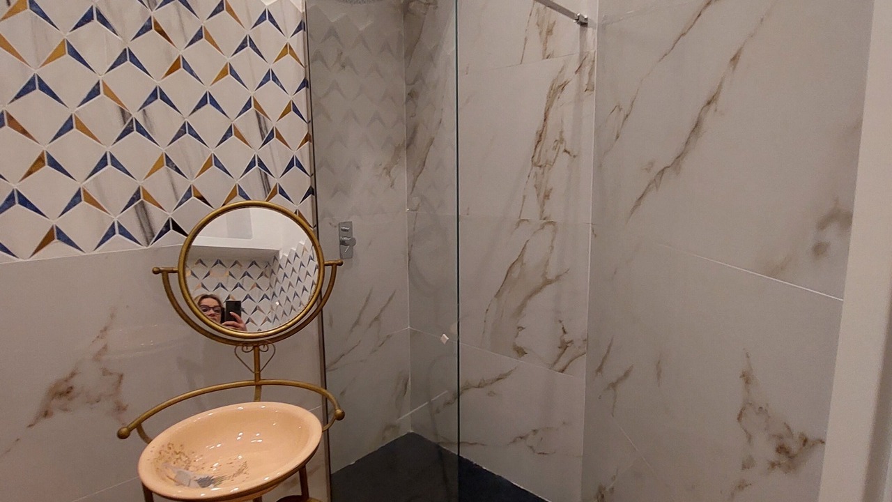 Photo of Bathroom in Historical Center