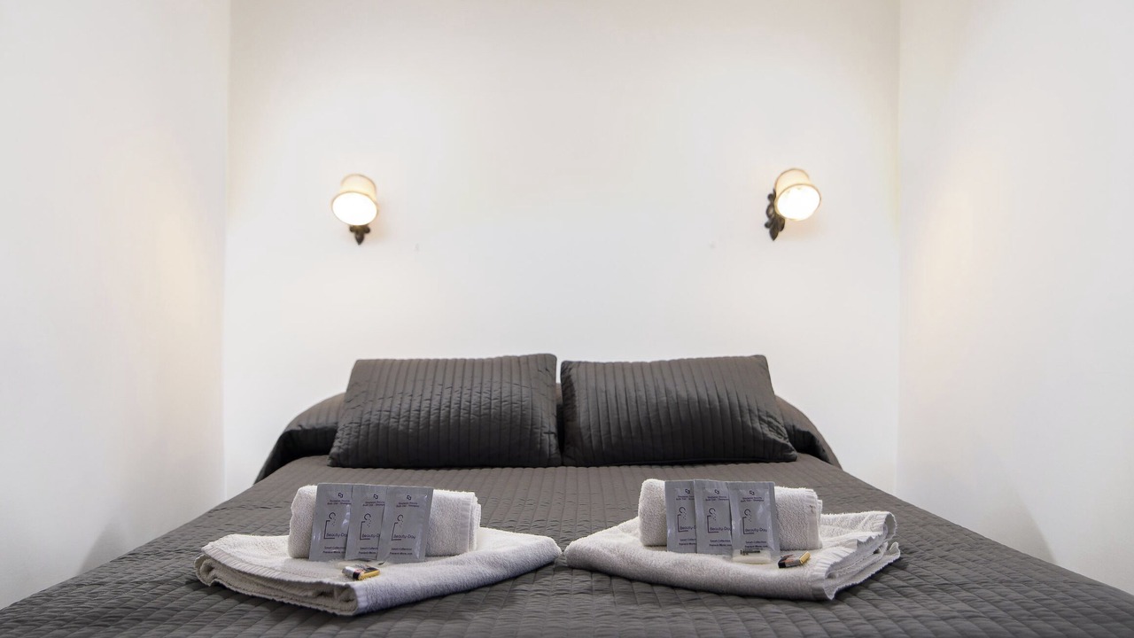 Photo of Bedroom in Rione VI Parione