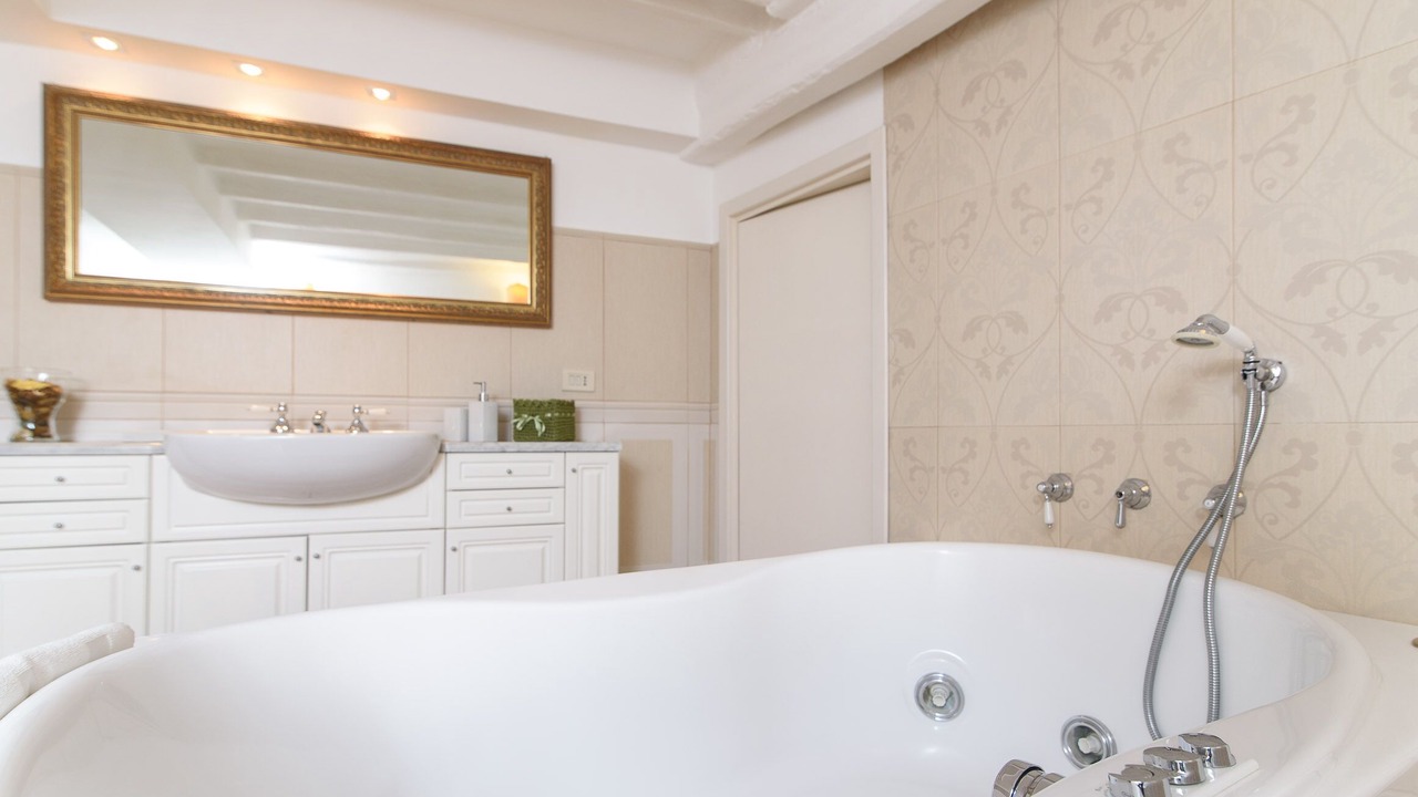 Photo of Bathroom in Rione VI Parione