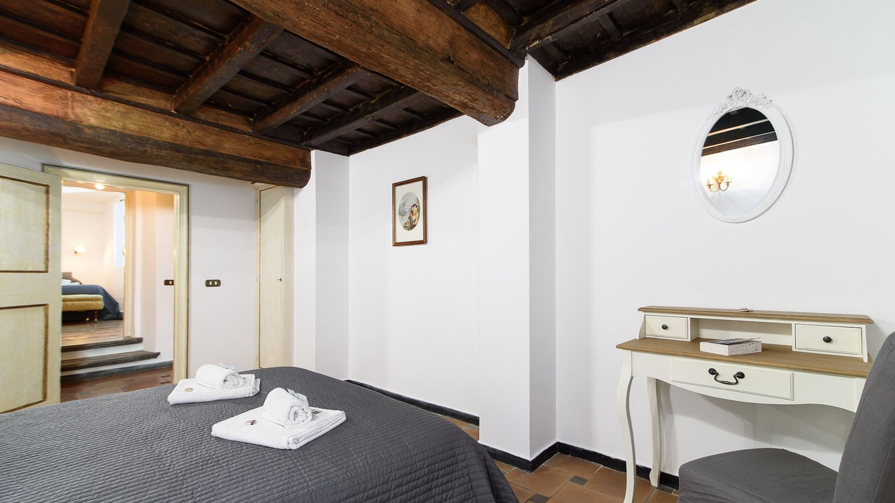 Photo of Bedroom in Rione VI Parione