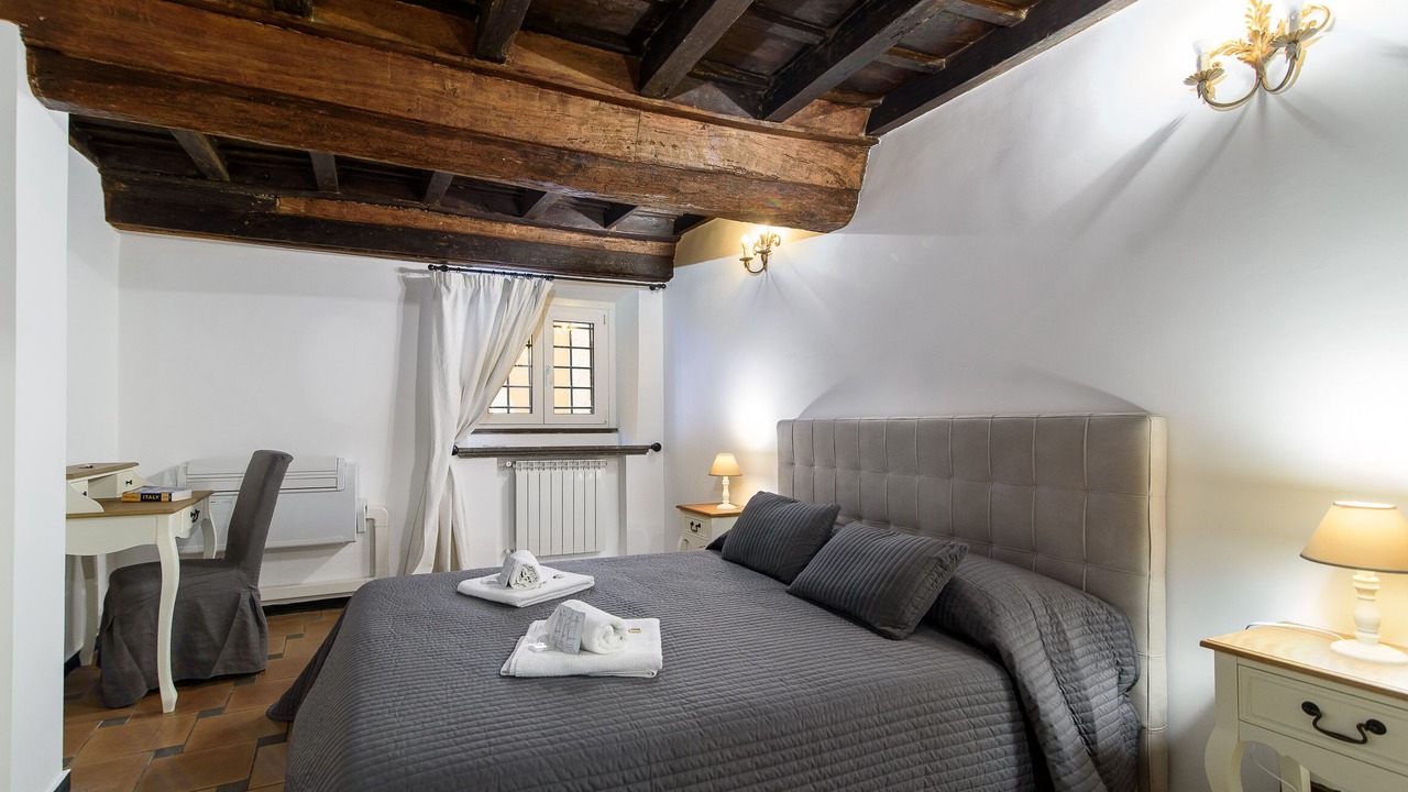 Photo of Bedroom in Rione VI Parione