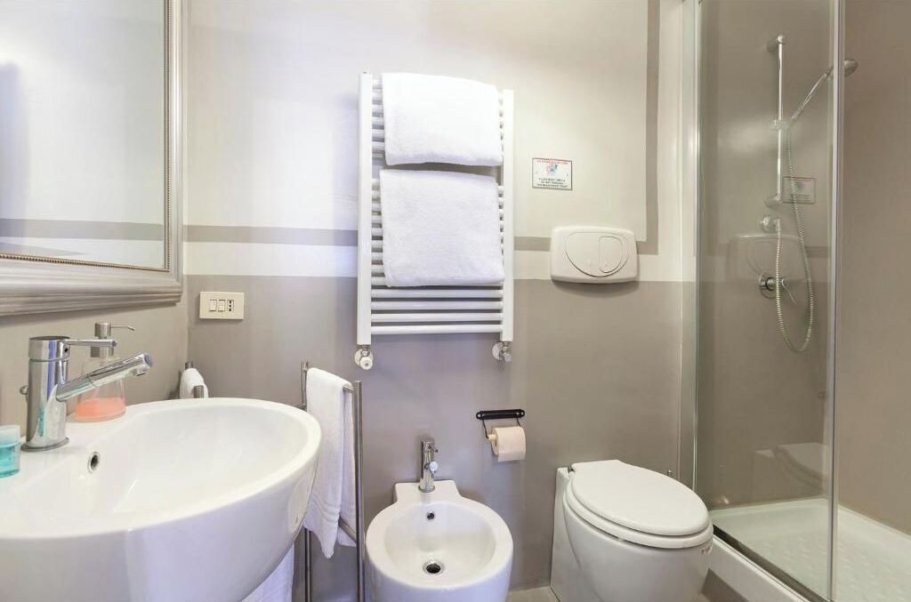 Photo of Bathroom in Navona