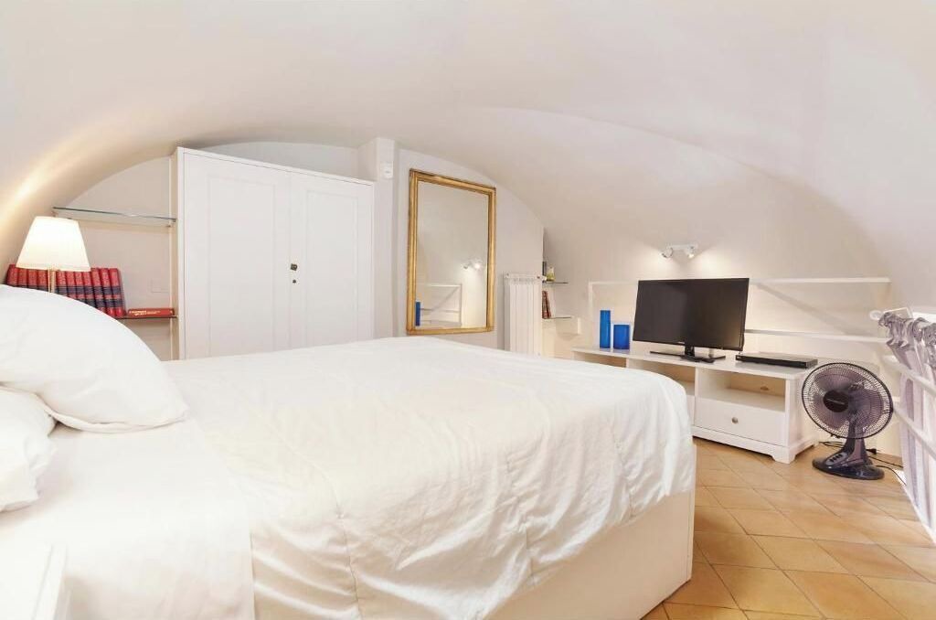 Photo of Bedroom in Rione V Ponte