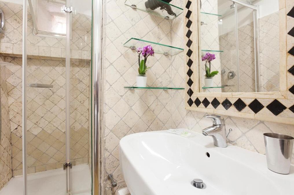 Photo of Bathroom in Rione V Ponte