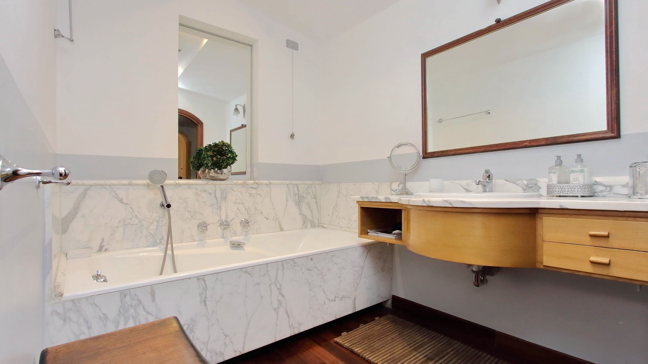 Photo of Bathroom in Rome City Centre