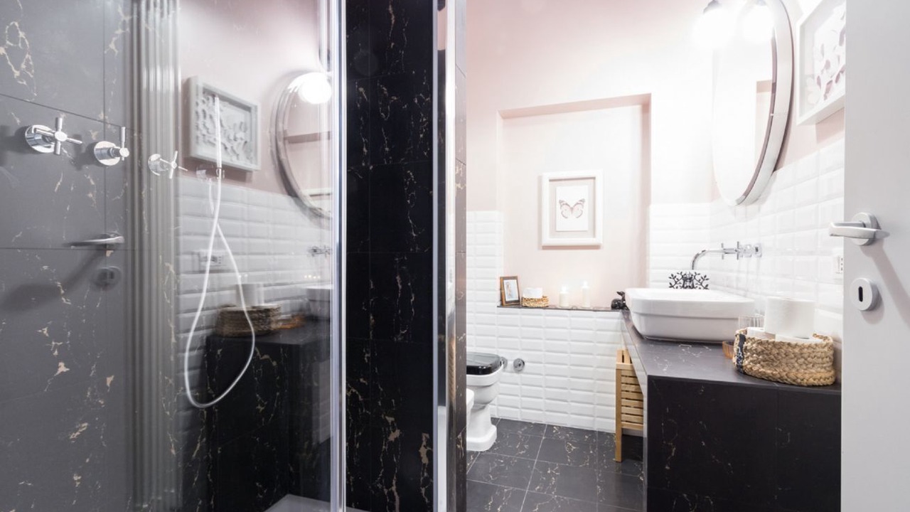 Photo of Bathroom in Navona