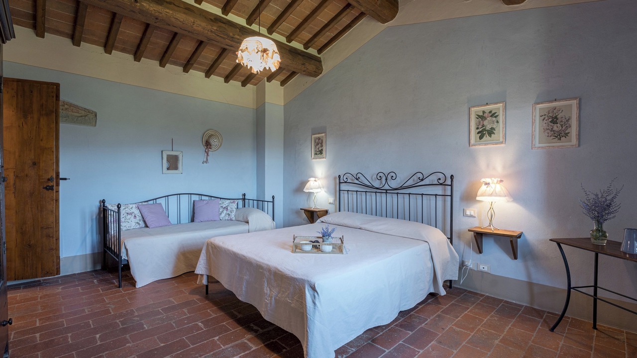 Photo of Bedroom in Cortona