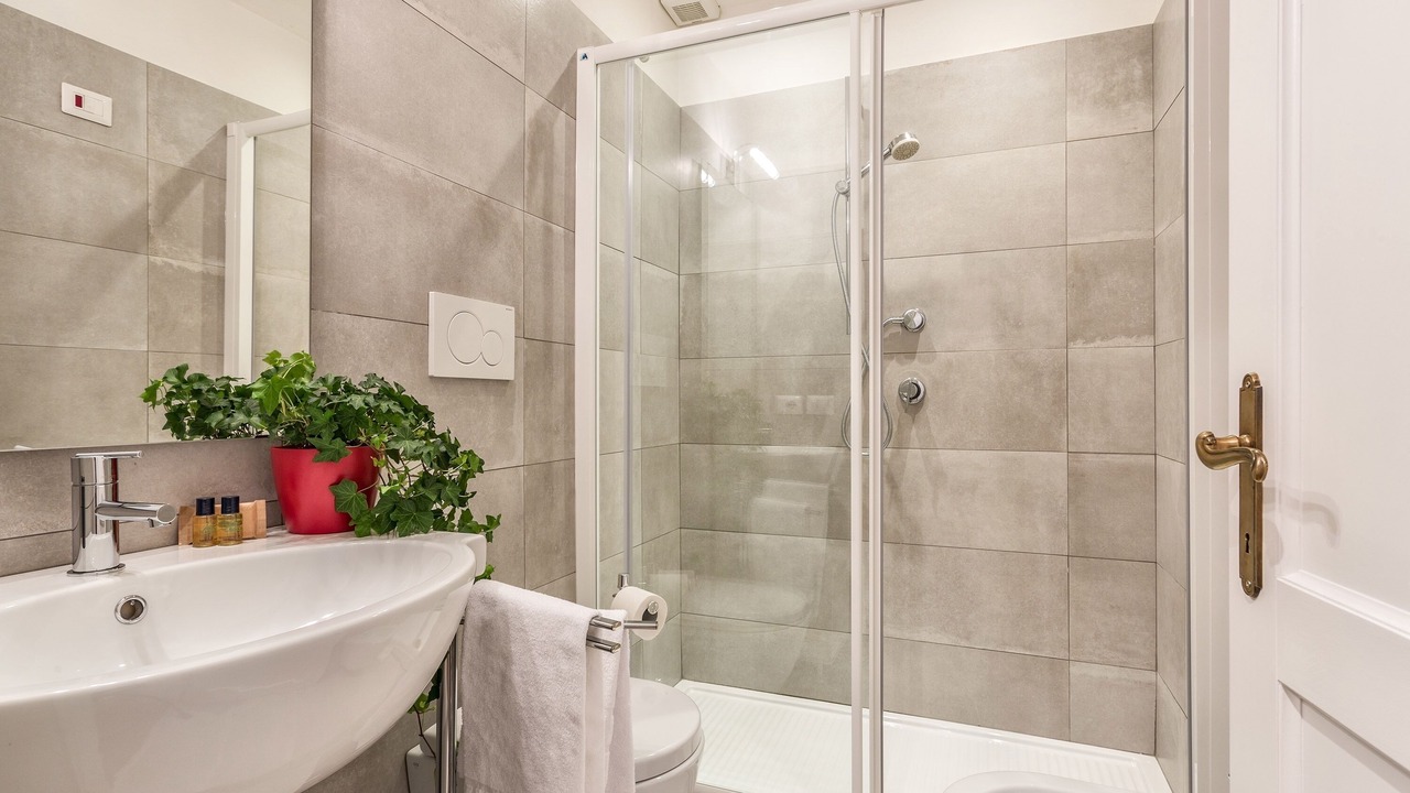 Photo of Bathroom in Rome City Centre