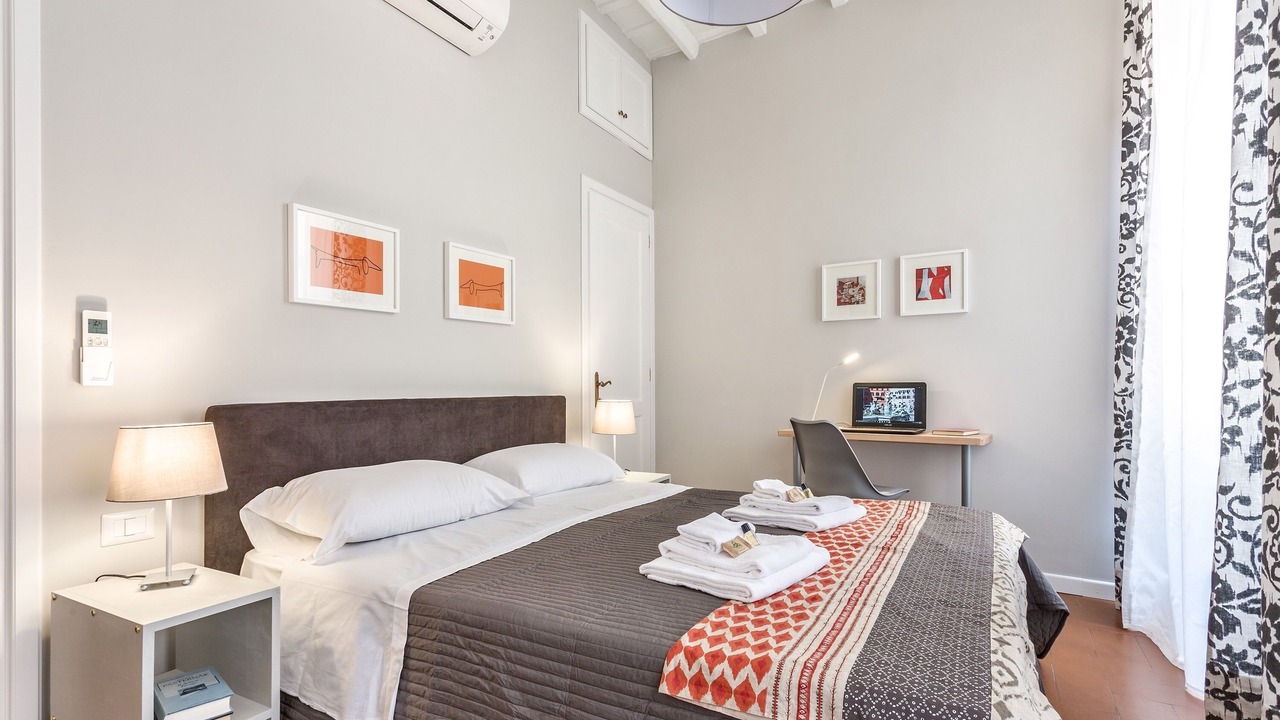 Photo of Bedroom in Rome City Centre
