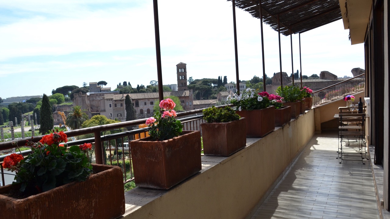 Photo of Patio Balcony in Monti