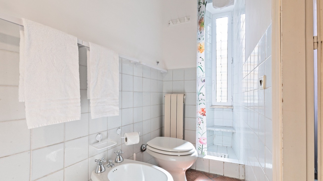 Photo of Bathroom in Navona