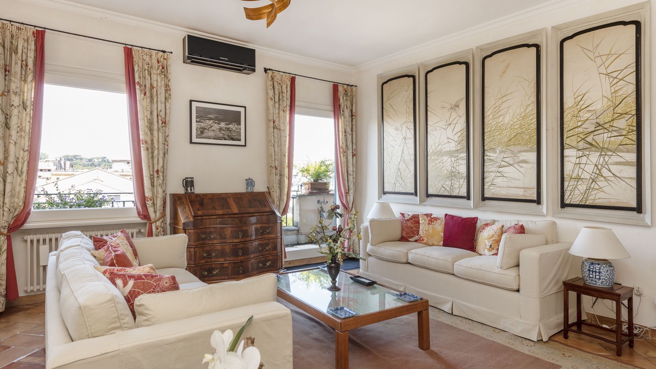 Photo of Livingroom in Rione IX Pigna
