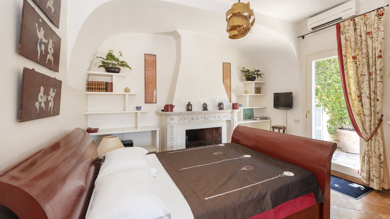 Photo of Bedroom in Rione IX Pigna