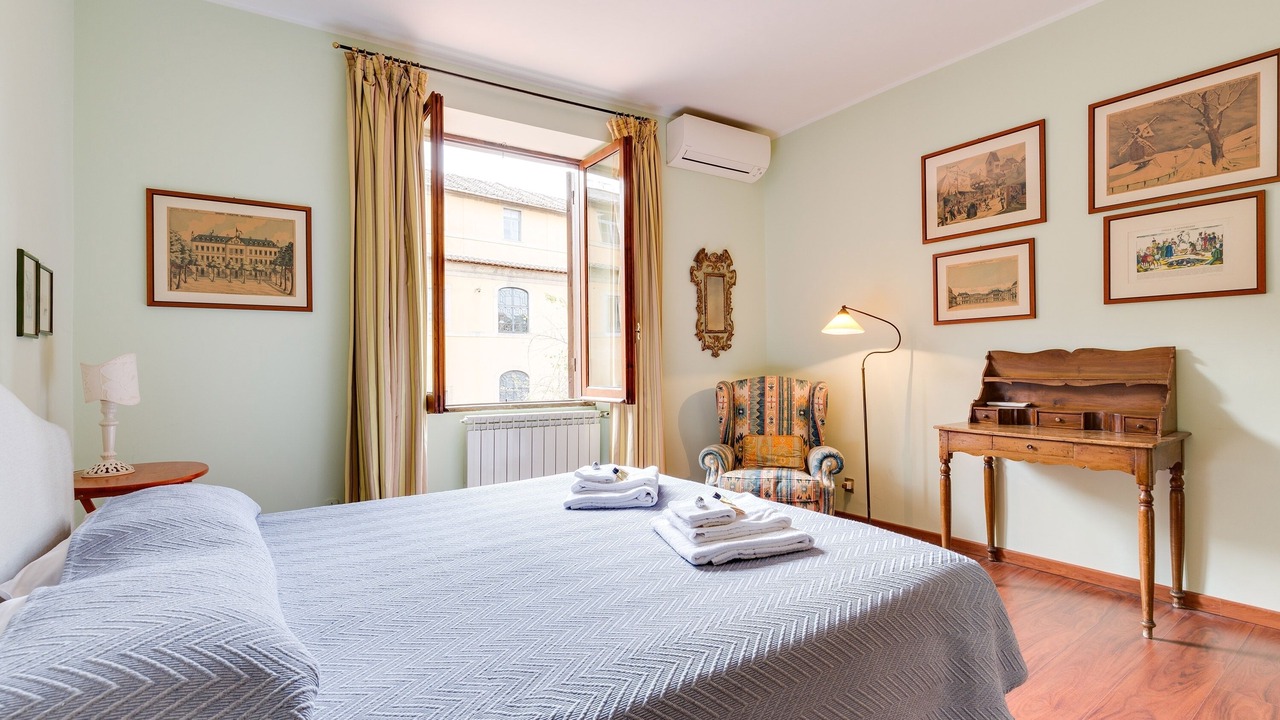 Photo of Bedroom in Rione VI Parione