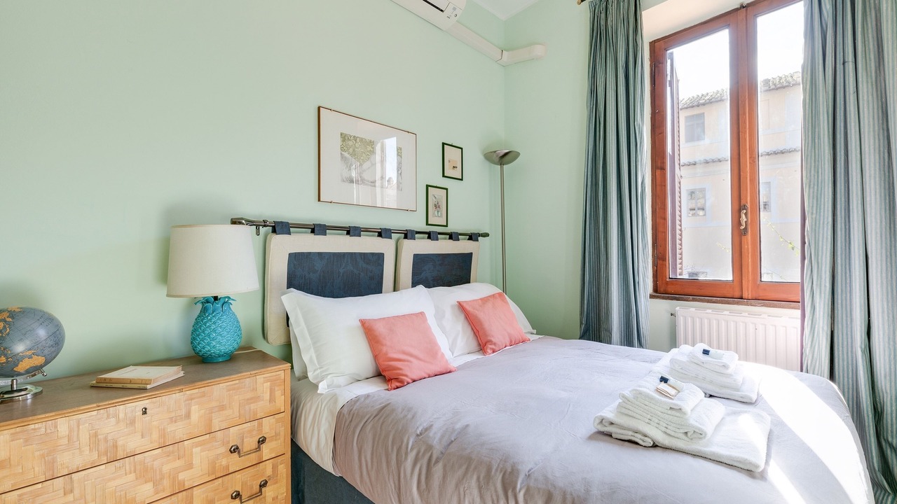 Photo of Bedroom in Rione VI Parione