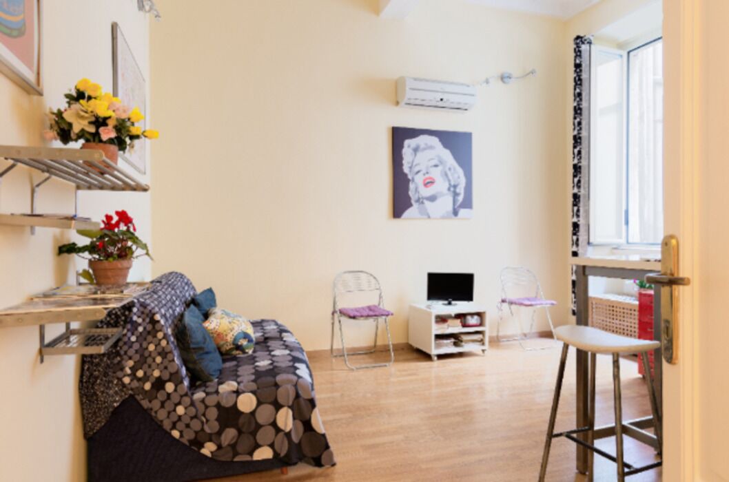 Photo of Livingroom in Monti