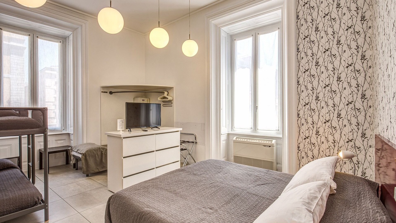 Photo of Bedroom in Rome City Centre