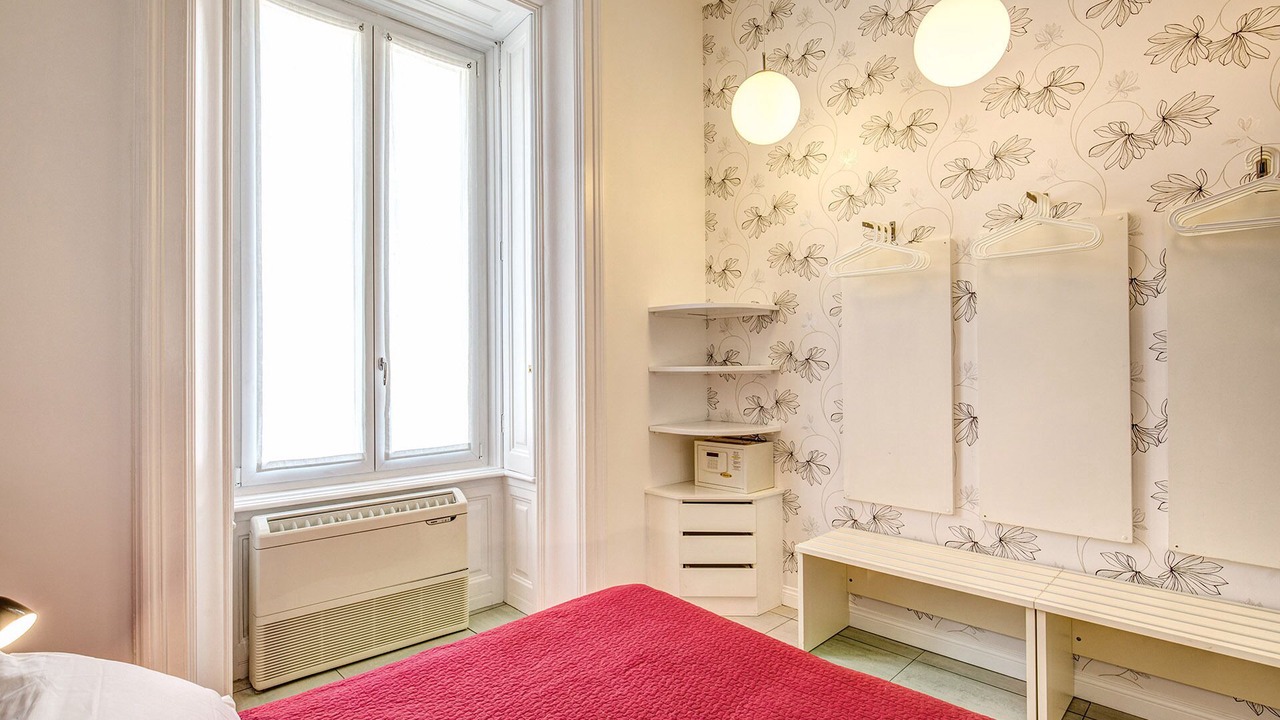 Photo of Bedroom in Rome City Centre