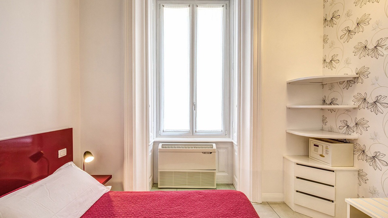 Photo of Bedroom in Rome City Centre