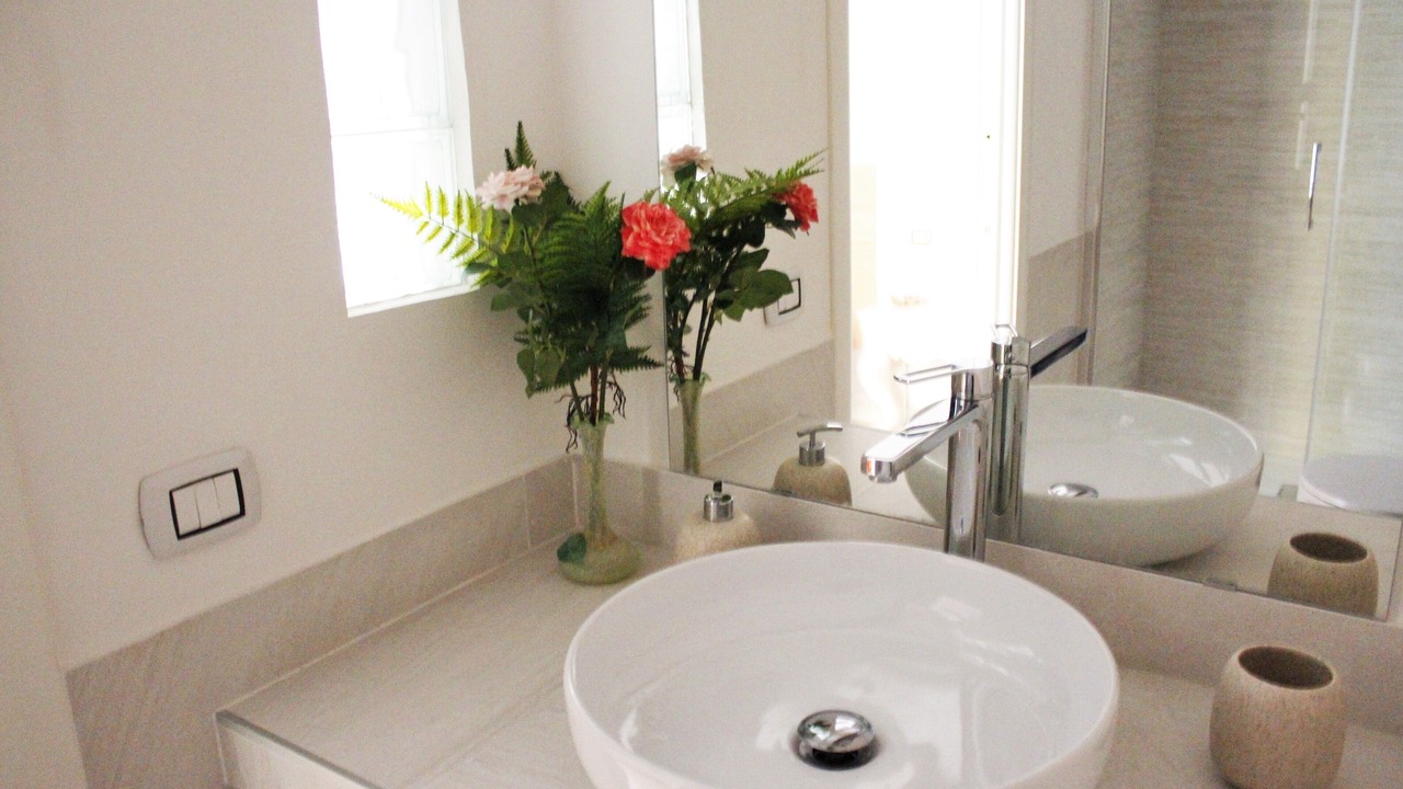Photo of Bathroom in Quartieri Spagnoli