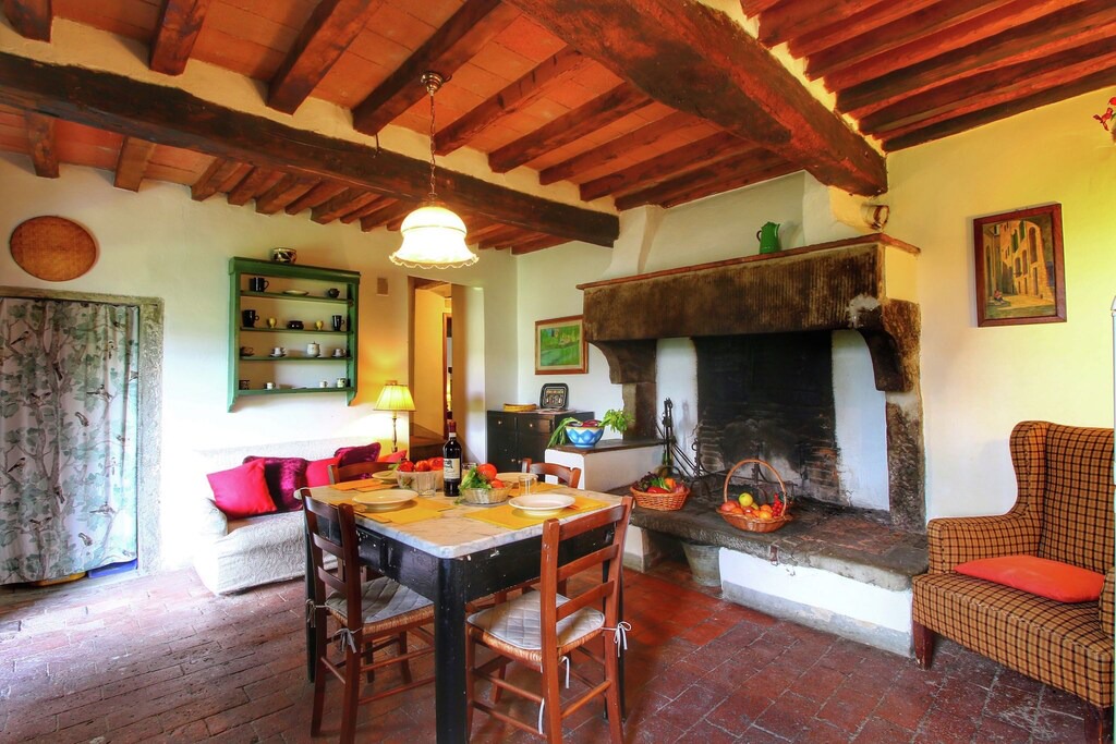 Photo of Livingroom in Petrognano