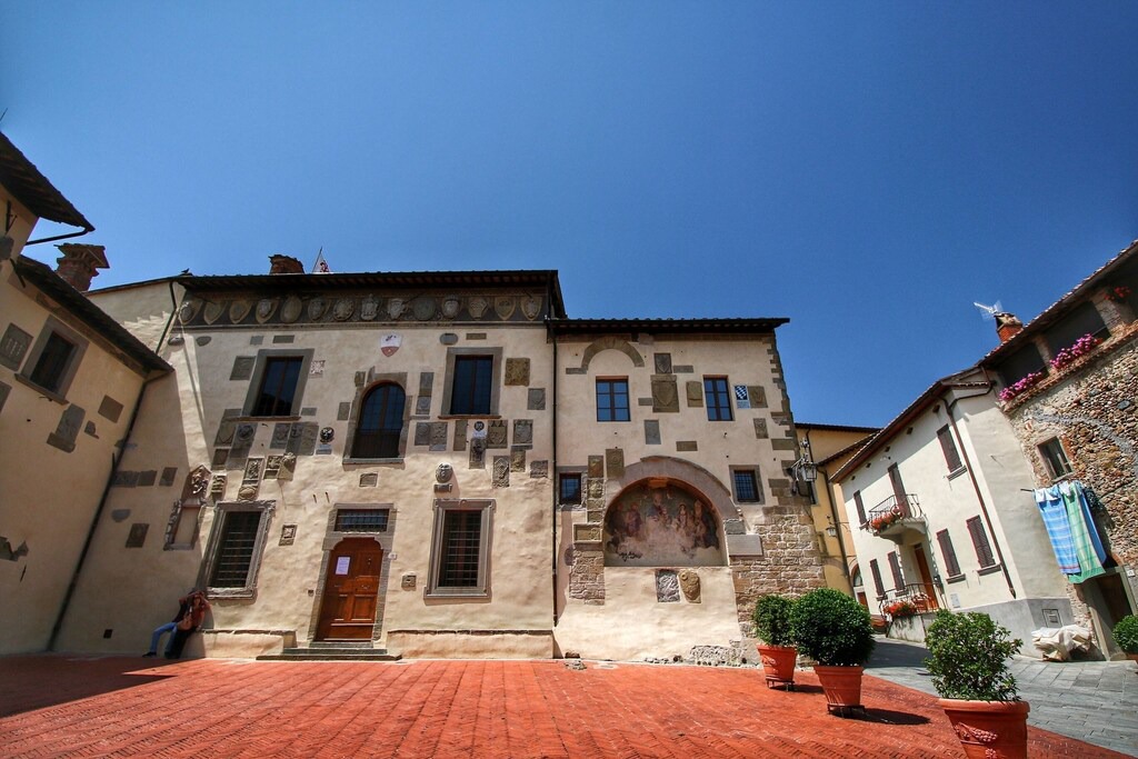Photo of Buildings in Scheggia
