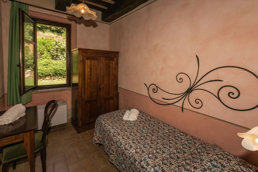 Photo of Bedroom in Montoro