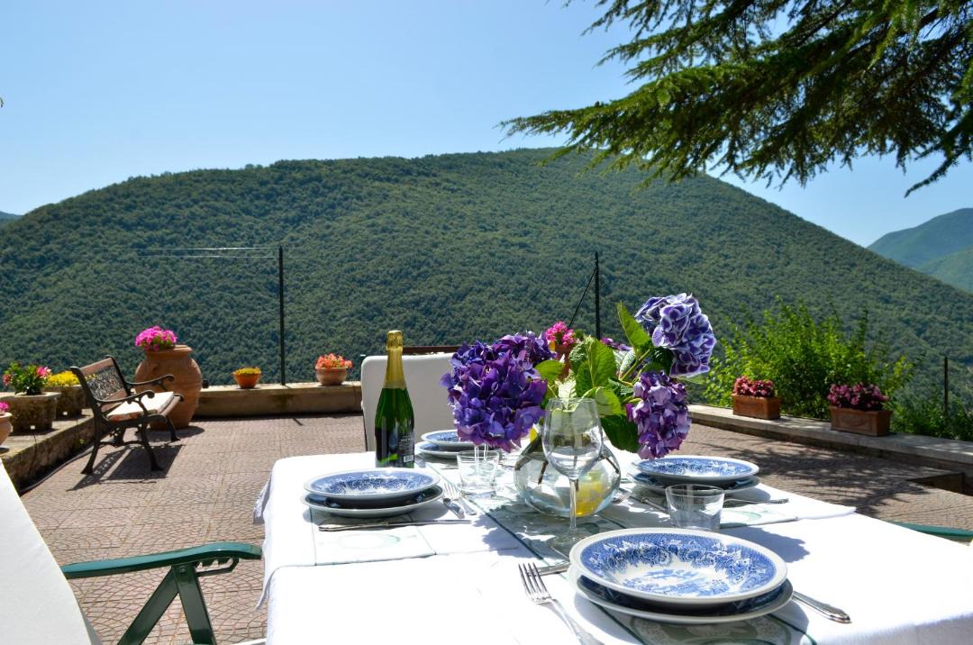 Photo of Patio Balcony in Cerreto di Spoleto