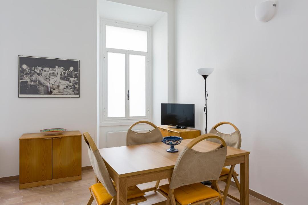 Photo of Livingroom in Monti