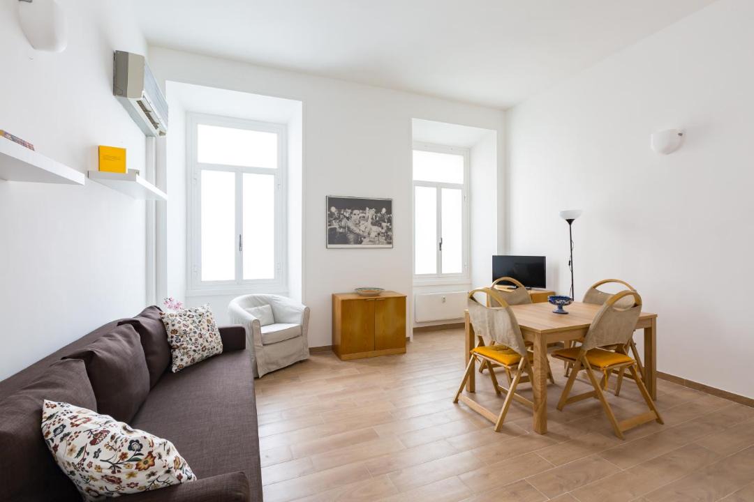 Photo of Livingroom in Monti