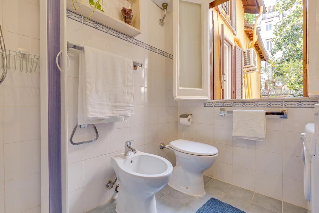 Photo of Bathroom in Trastevere