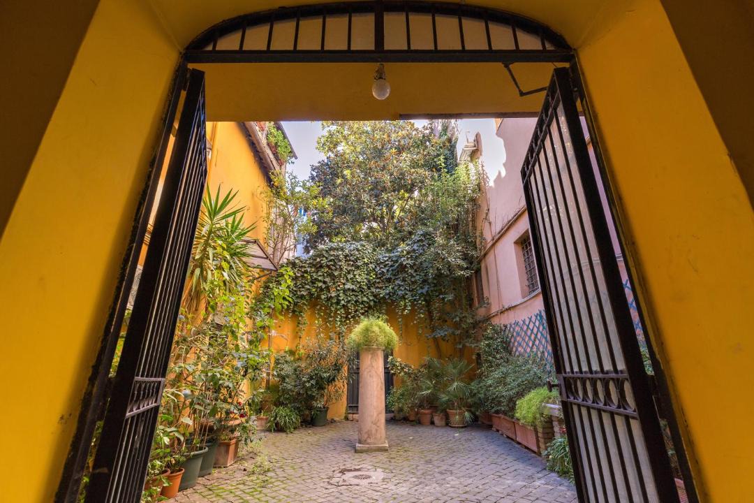 Photo of Others in Trastevere