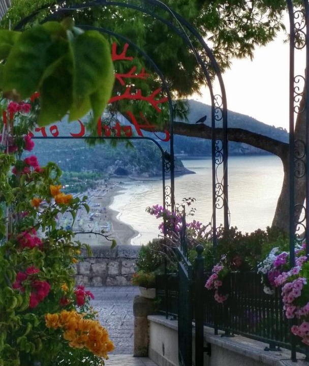 Photo of Others in Sperlonga