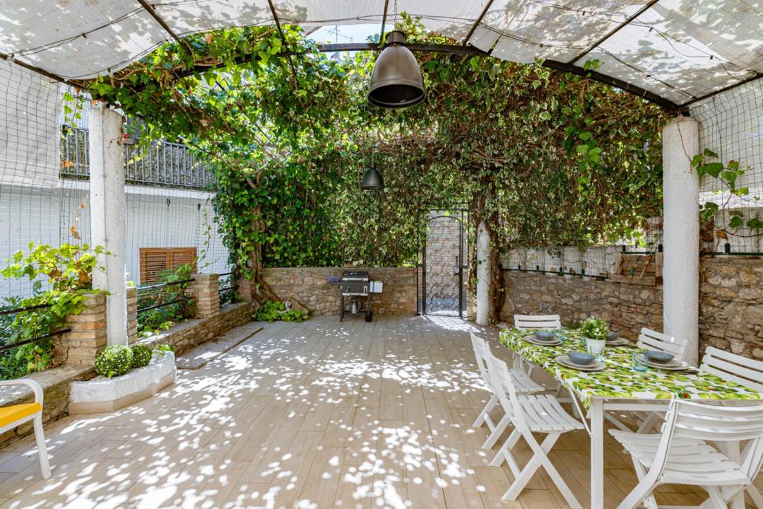 Photo of Patio Balcony in Rocca San Giovanni