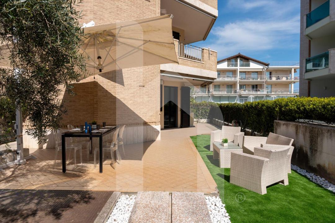 Photo of Patio Balcony in Roseto degli Abruzzi
