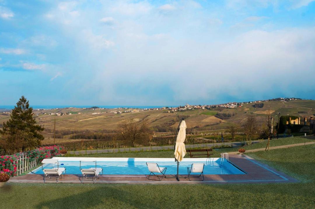Photo of Others in Torrone