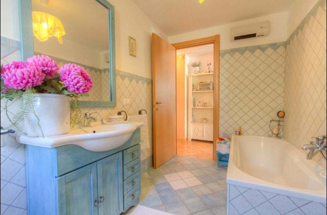 Photo of Bathroom in Trivio