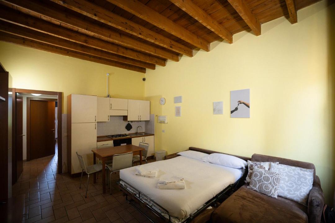 Photo of Others in Lorenteggio