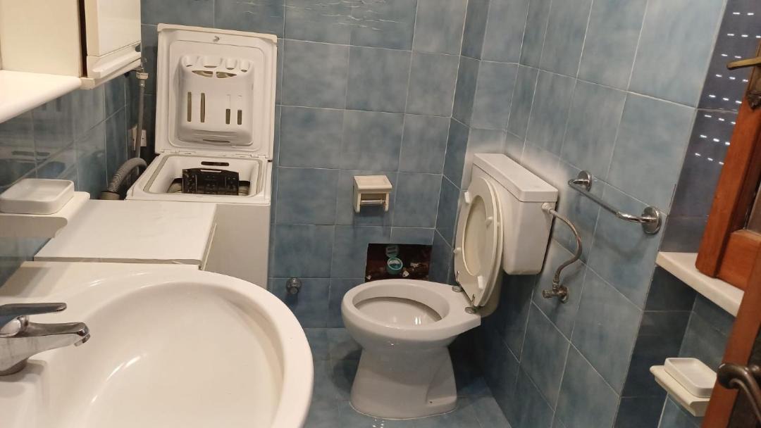 Photo of Bathroom in Sapri