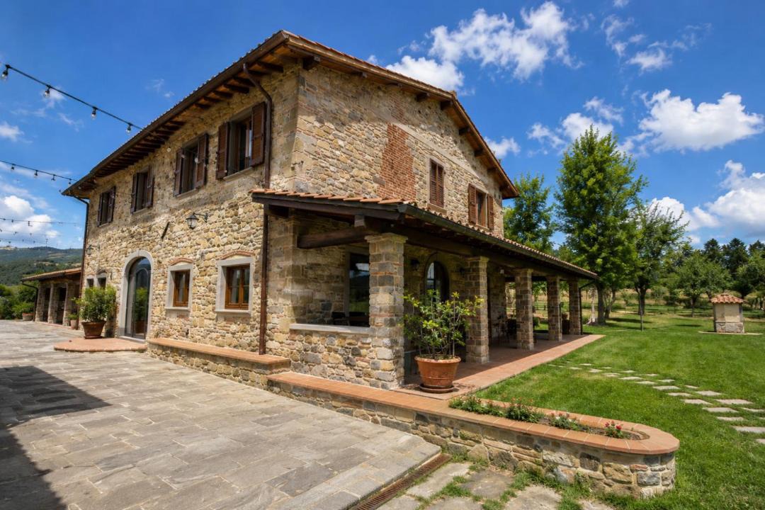 Photo of Others in Starda