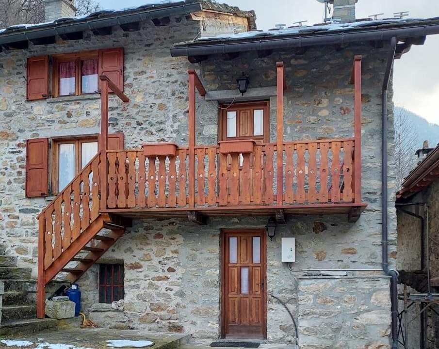 Photo of Others in Perloz